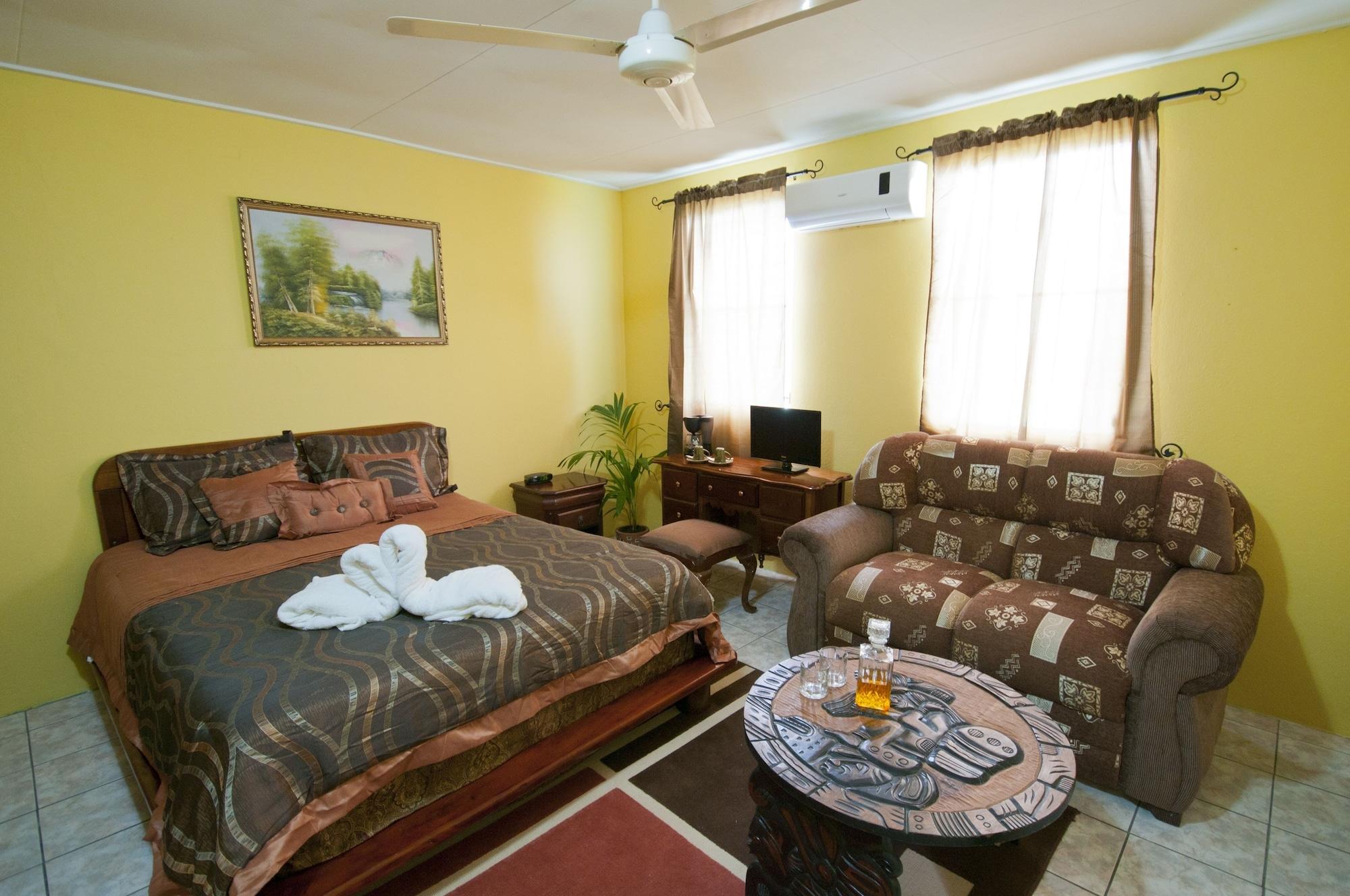 El Rey Hotel Belmopan Exterior photo