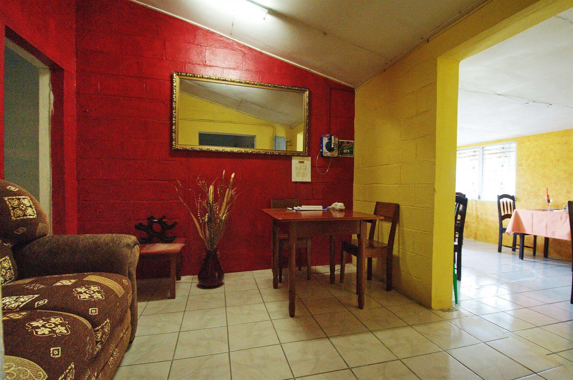 El Rey Hotel Belmopan Exterior photo